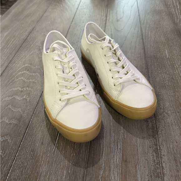 Seavees Leather Sneakers - Picture 4 of 14